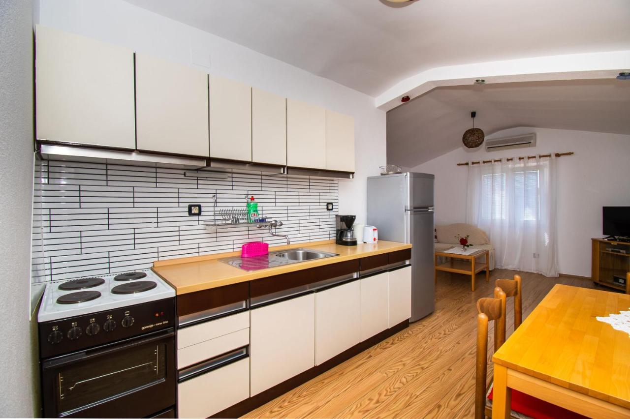Apartments Happy Place Водице Экстерьер фото