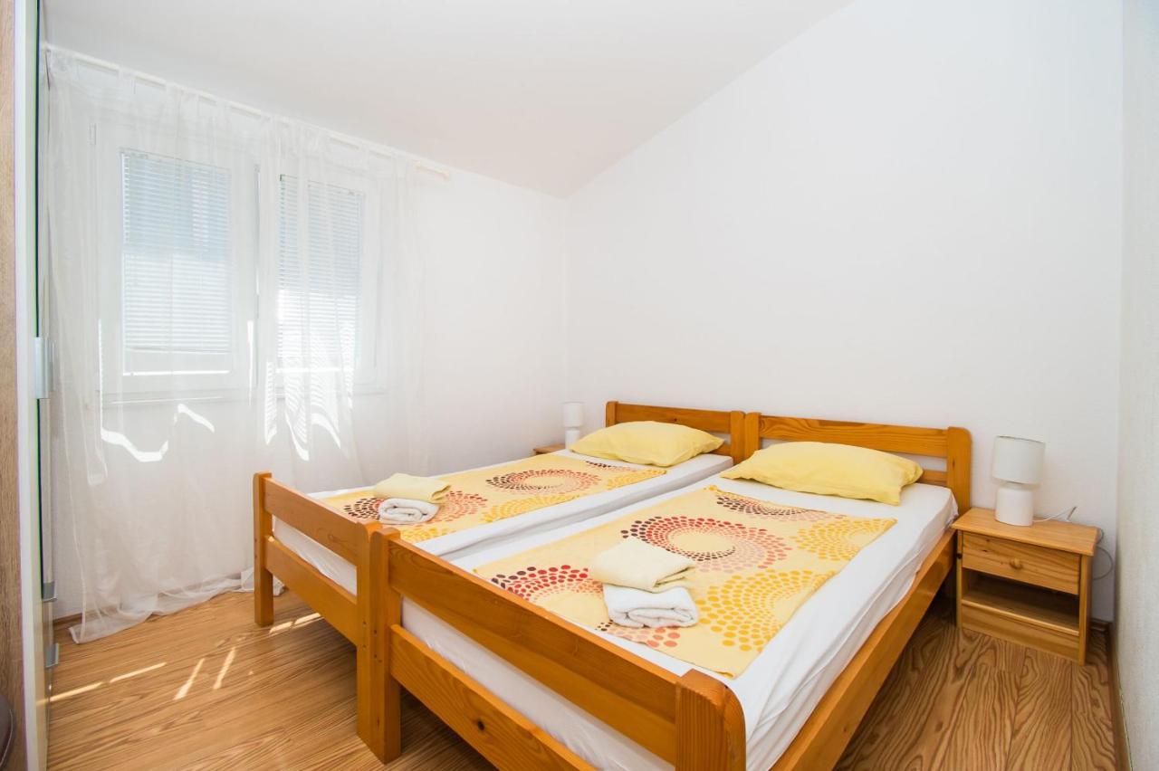 Apartments Happy Place Водице Экстерьер фото