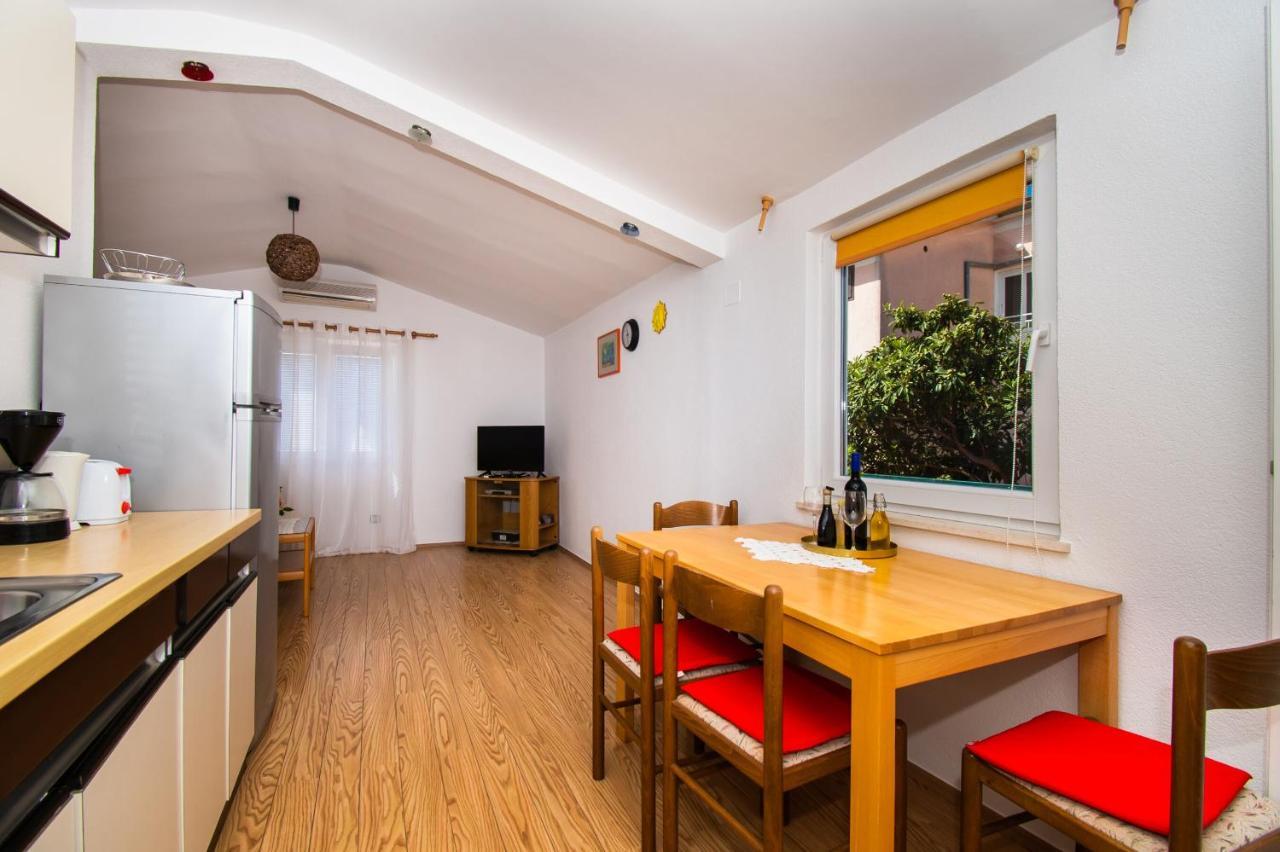 Apartments Happy Place Водице Экстерьер фото