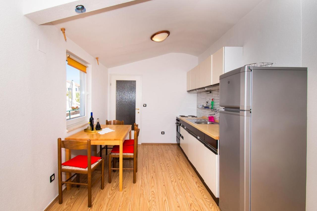 Apartments Happy Place Водице Экстерьер фото