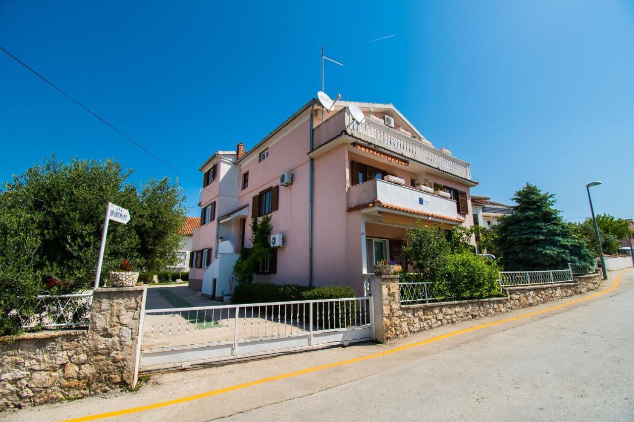 Apartments Happy Place Водице Экстерьер фото