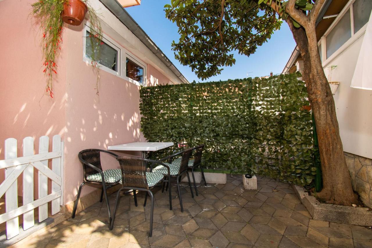 Apartments Happy Place Водице Экстерьер фото