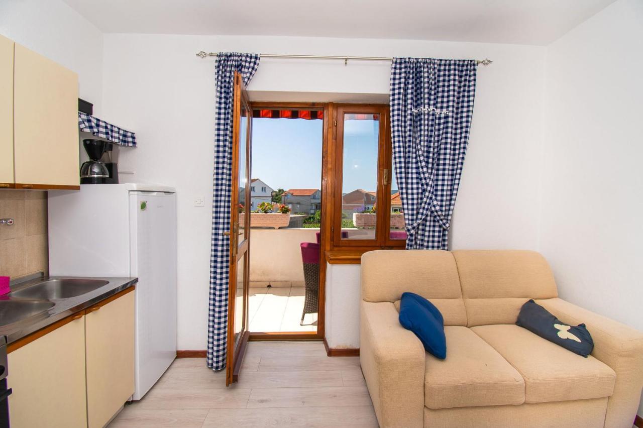 Apartments Happy Place Водице Экстерьер фото