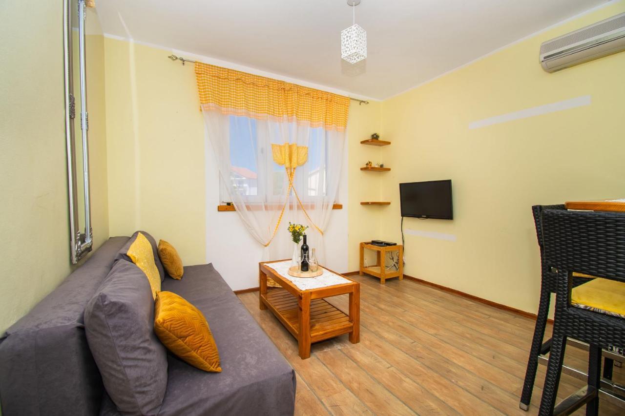 Apartments Happy Place Водице Экстерьер фото