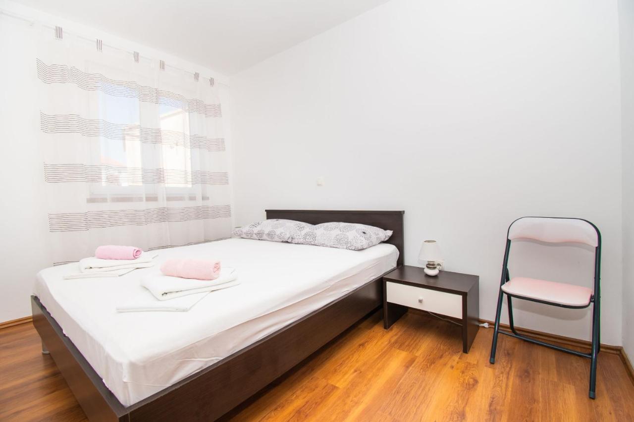 Apartments Happy Place Водице Экстерьер фото
