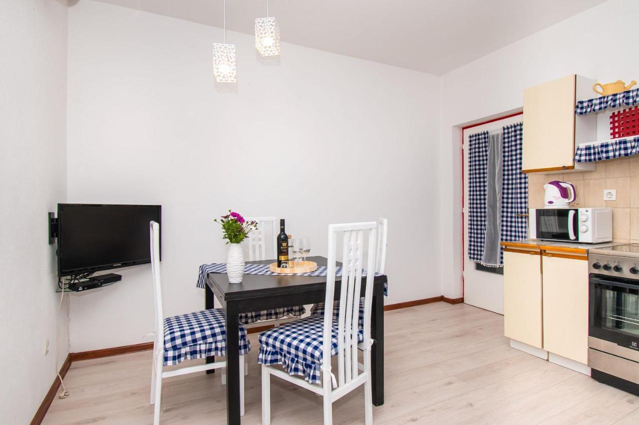 Apartments Happy Place Водице Экстерьер фото