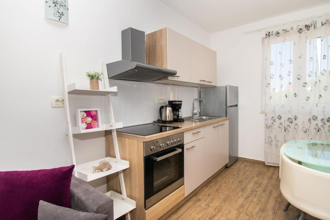 Apartments Happy Place Водице Экстерьер фото