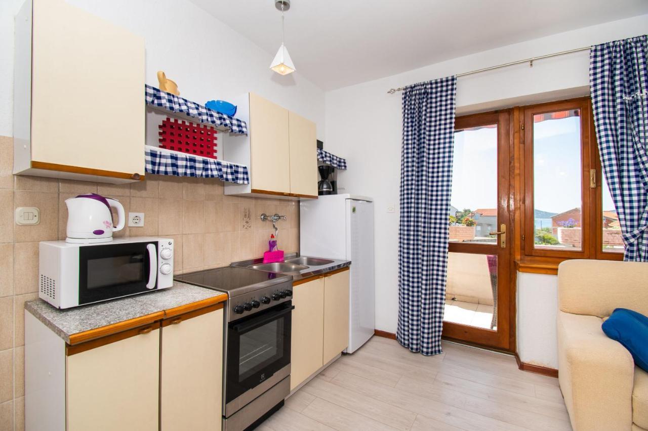 Apartments Happy Place Водице Экстерьер фото