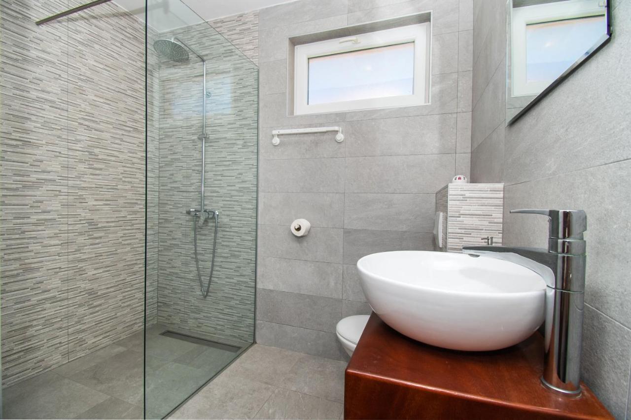 Apartments Happy Place Водице Экстерьер фото