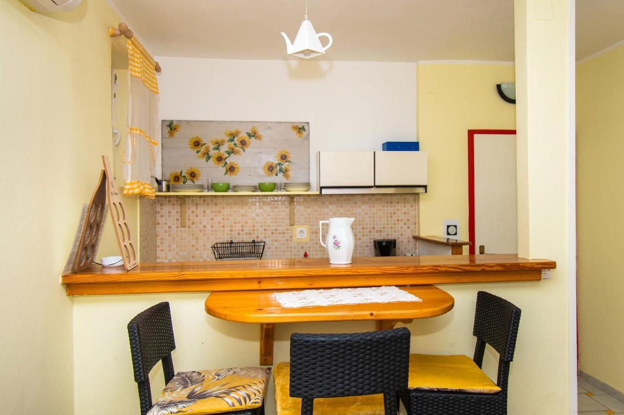 Apartments Happy Place Водице Экстерьер фото